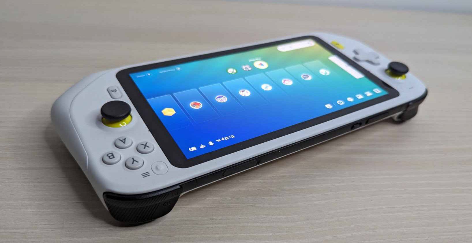 Android portable console - 05