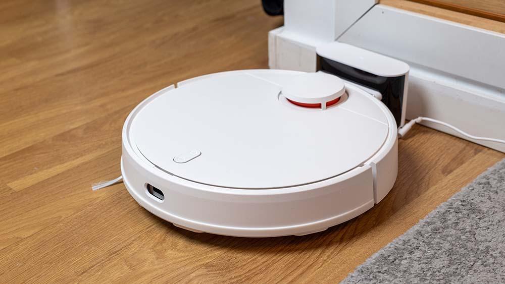 With the new Xiaomi robotic vacuum cleaners, you can take a leap
